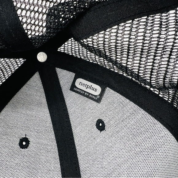 Patagonia Black Snapback Trucker Hat Organic Cotton Adjustable Cap Popular Nwot - Picture 4 of 14